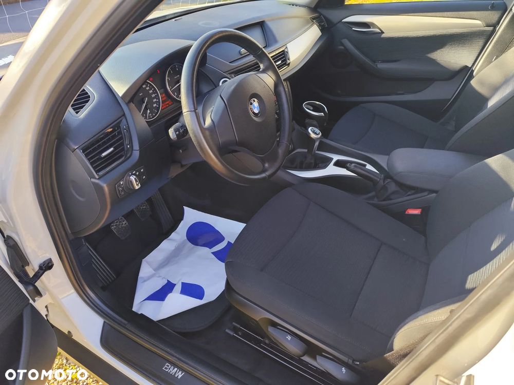 BMW X1 ver-sdrive18i - 34