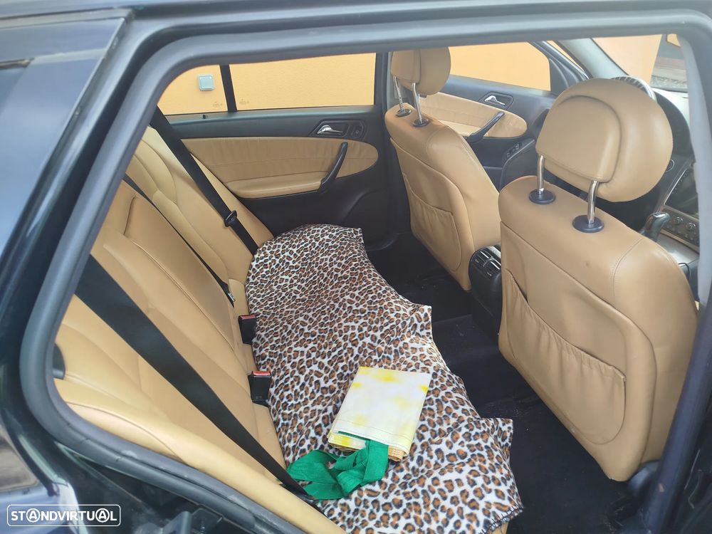 Mercedes-Benz C 180 Elegance - 5