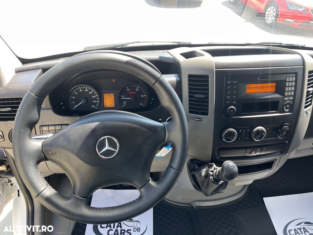 Mercedes-Benz Sprinter 516CDI MEDIU PUNTE DUBLA - 30