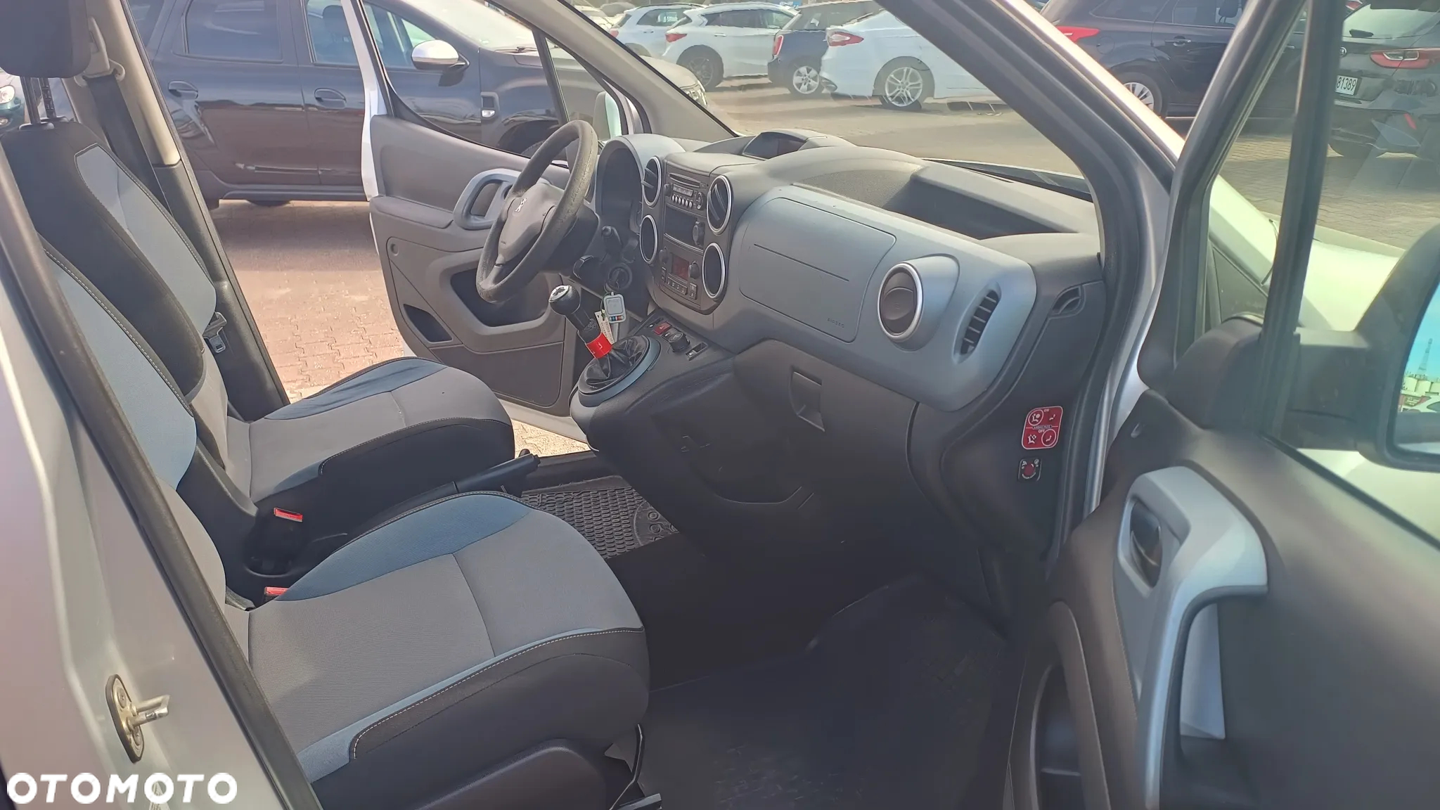 Peugeot Partner 1.6 HDi Outdoor - 21