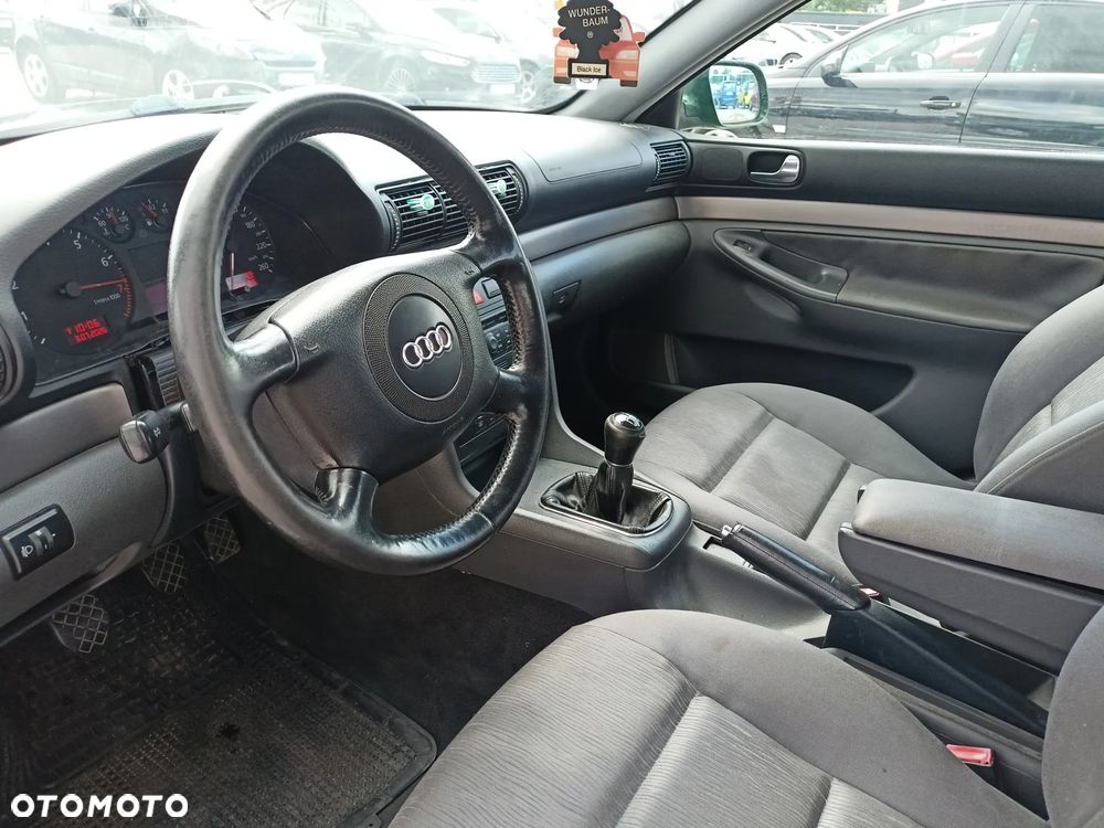 Audi A4 Avant - 7