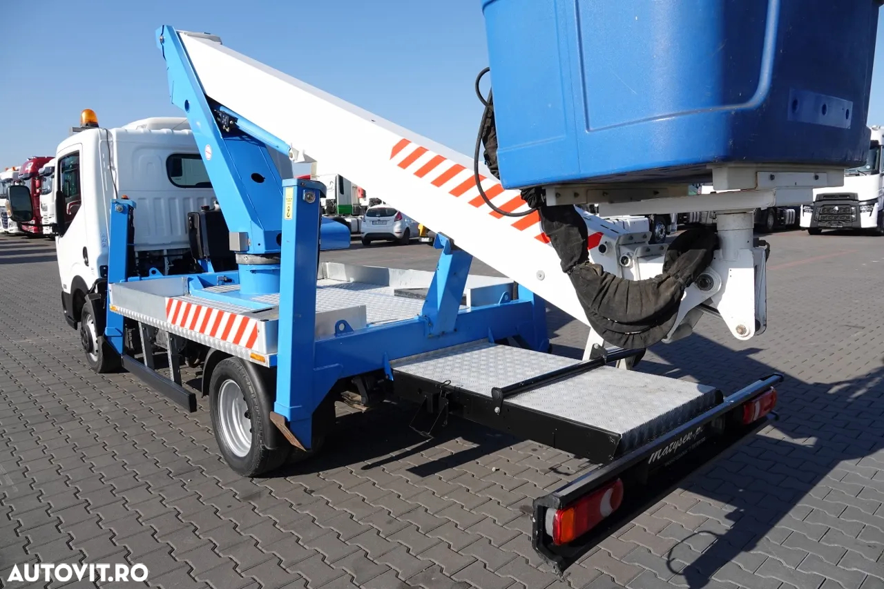 Renault CABSTAR NT 400 / LIFTING 18 METRI / SOCAGE T318 ridicator de cosuri / COS 2 PERSOANE - 225 kg / DUPA CONTRACTUL DE SERVICE - 18