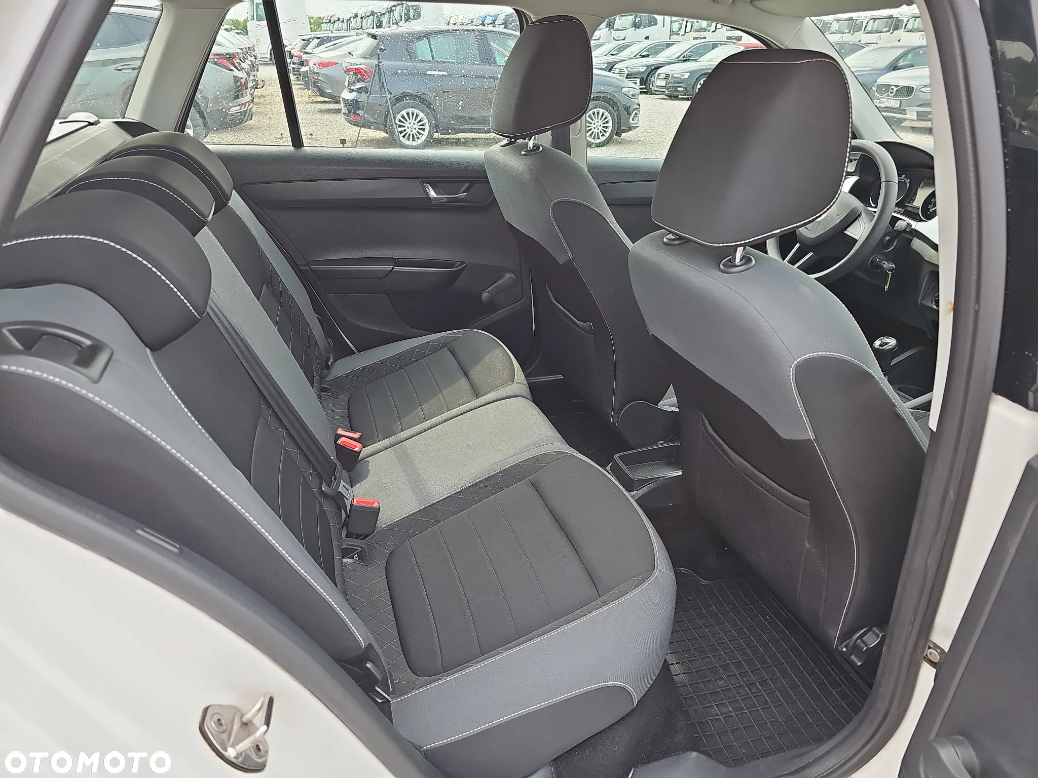 Skoda Fabia 1.0 TSI Ambition - 15