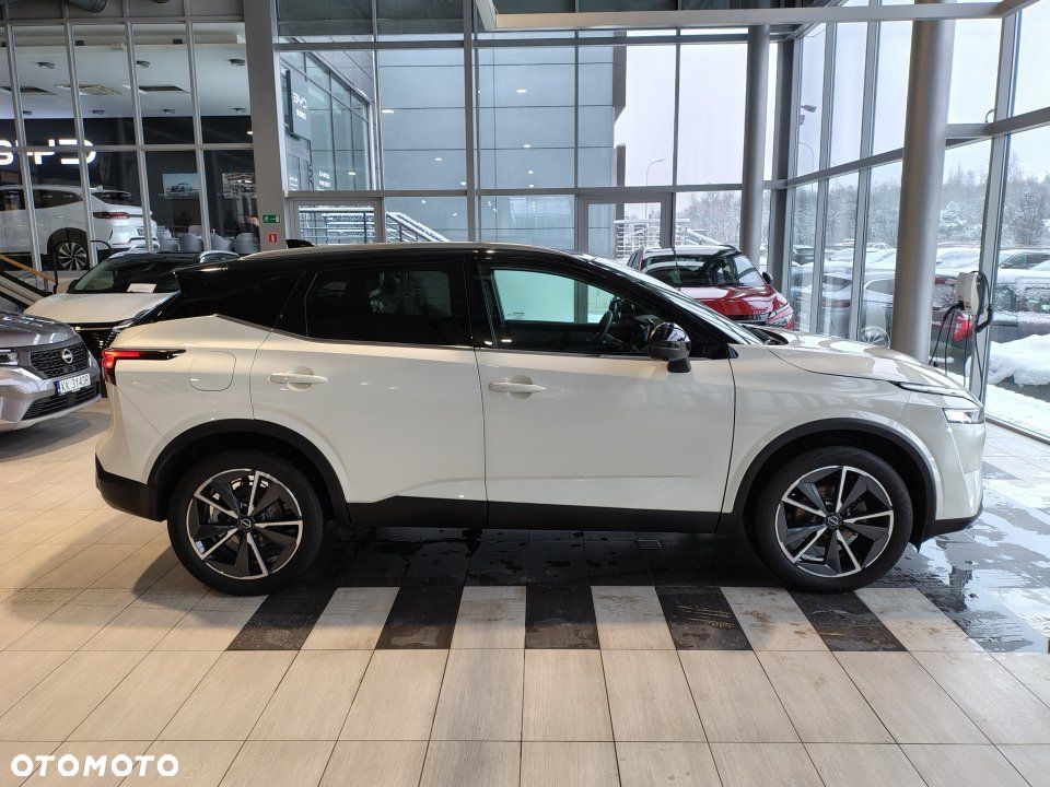 Nissan Qashqai - 4