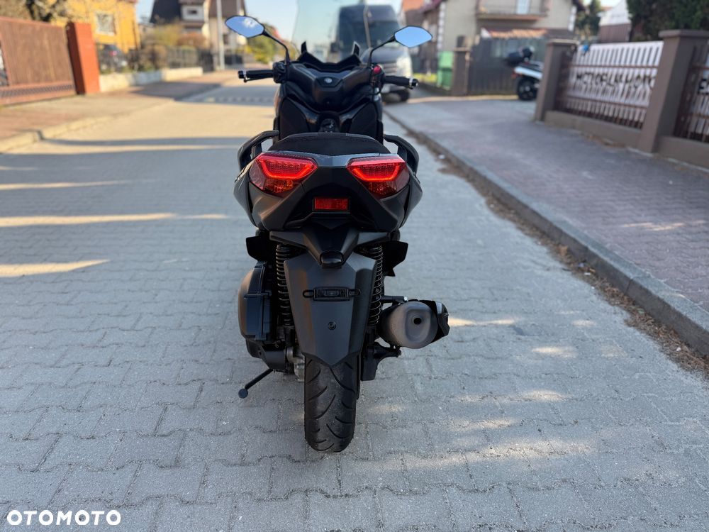 Yamaha X-max - 15