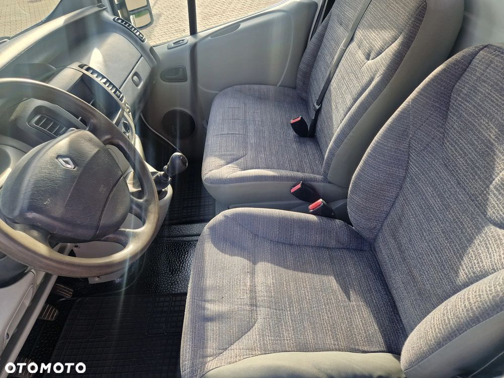Renault Trafic - 8