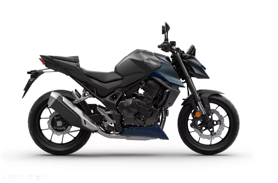 Honda CB 750 Hornet - 3