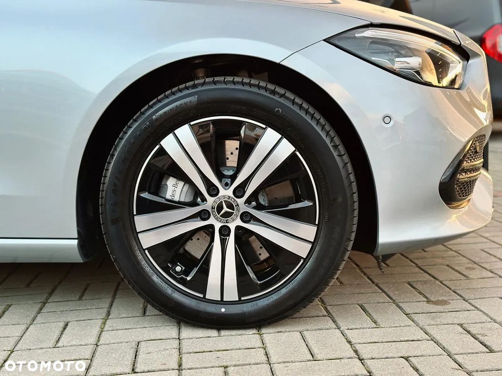 Mercedes-Benz Klasa C 300 de PHEV 4-Matic Avantgarde - 34
