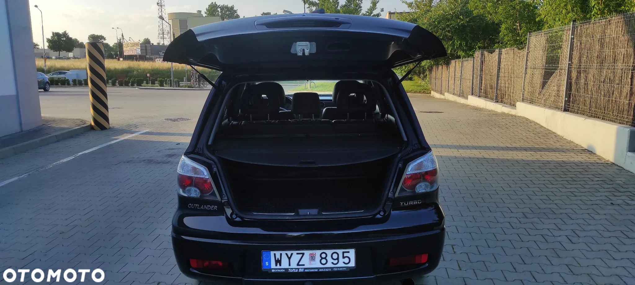 Mitsubishi Outlander 2.0 Turbo 4WD - 7