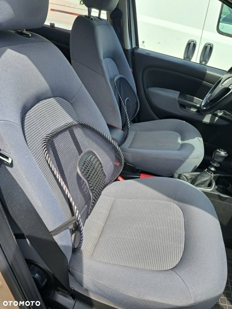 Fiat Linea 1.4 Active Euro5 - 10