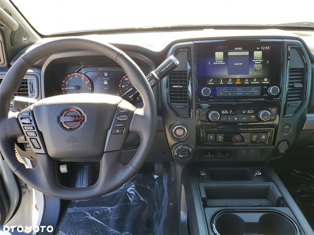 Nissan Titan - 13