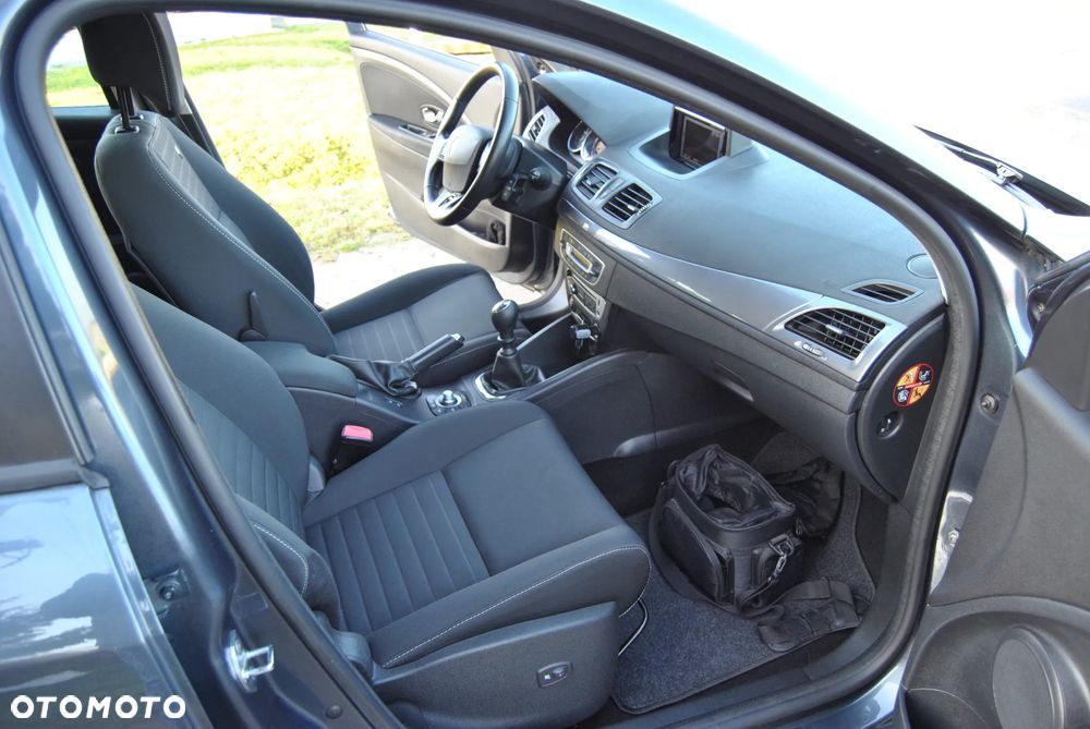 Renault Megane 1.6 16V Limited - 8