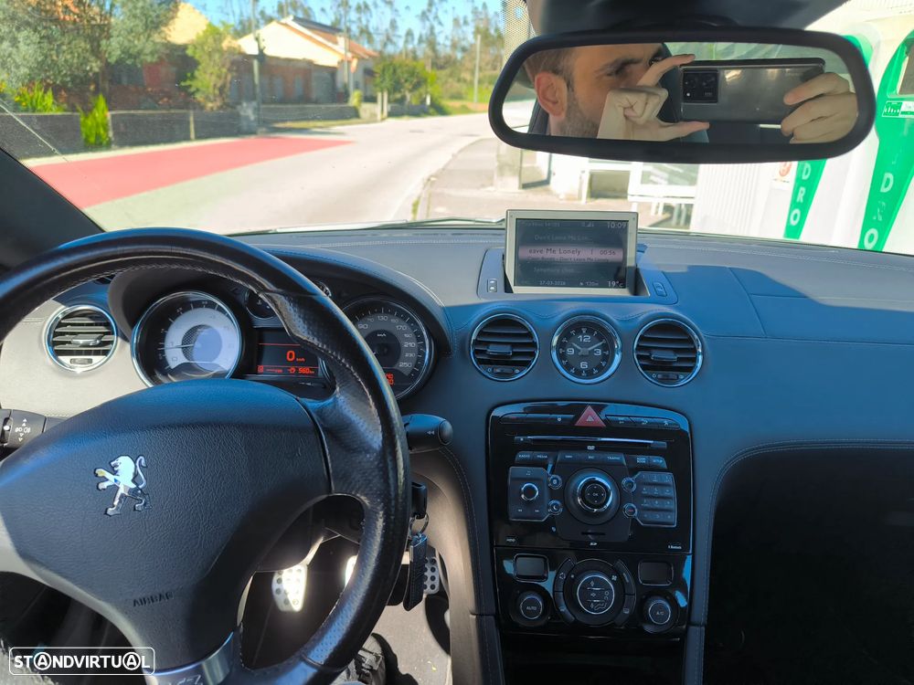 Peugeot RCZ 1.6 200 THP - 4
