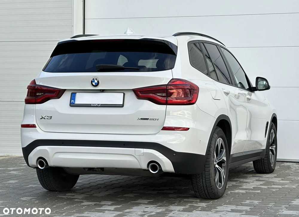 BMW X3 xDrive20i sport - 16