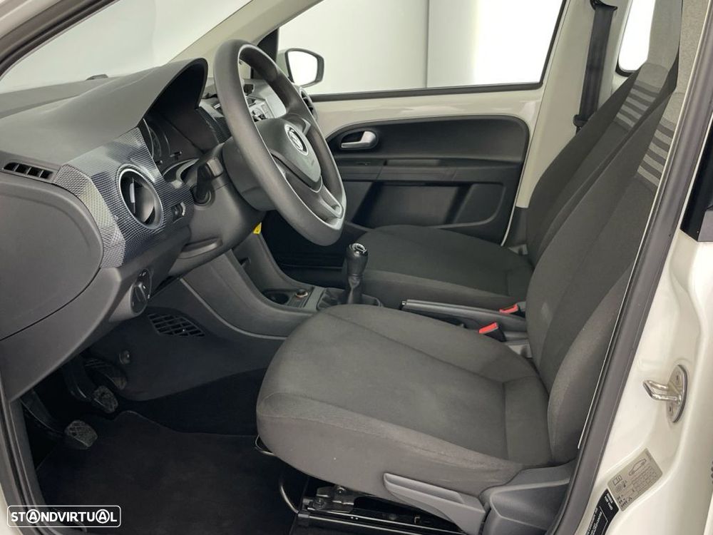 VW Up! 1.0 BMT Move - 11