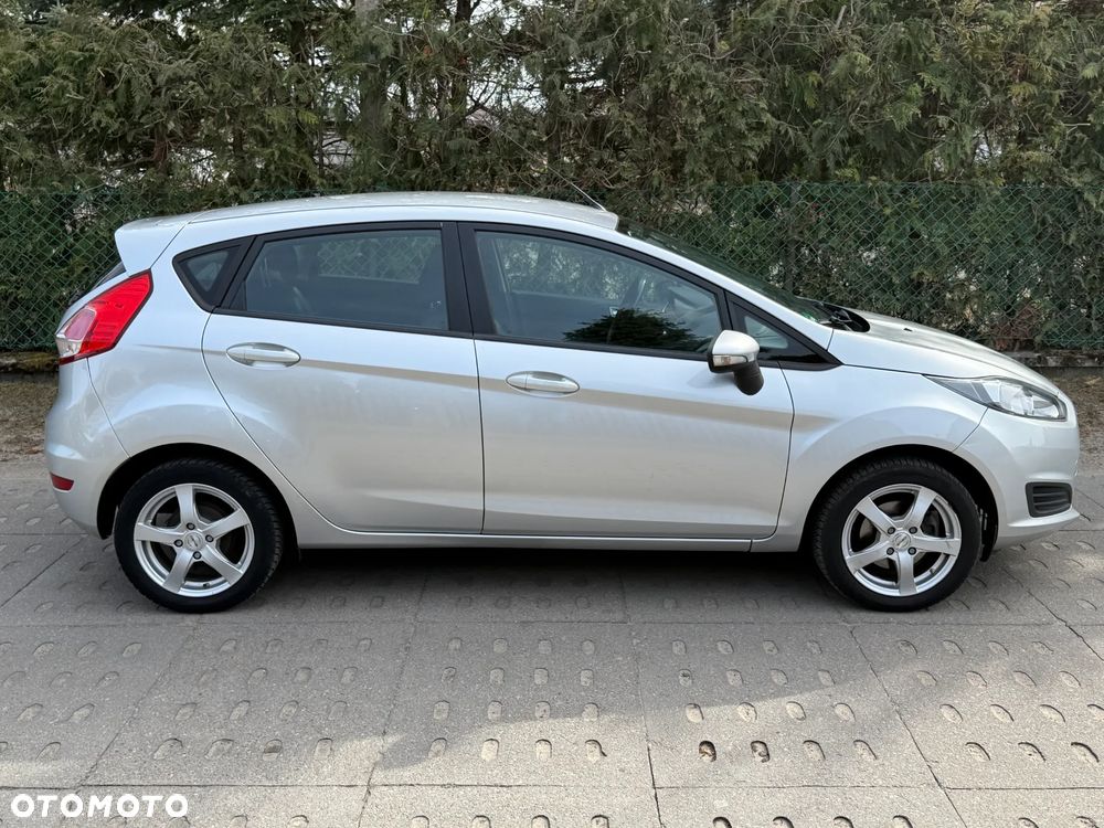 Ford Fiesta 1.25 Celebration - 6