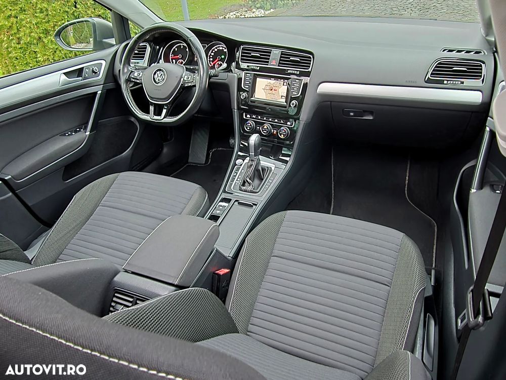 Volkswagen Golf 2.0 TDI BlueMotion Technology DSG Cup - 23