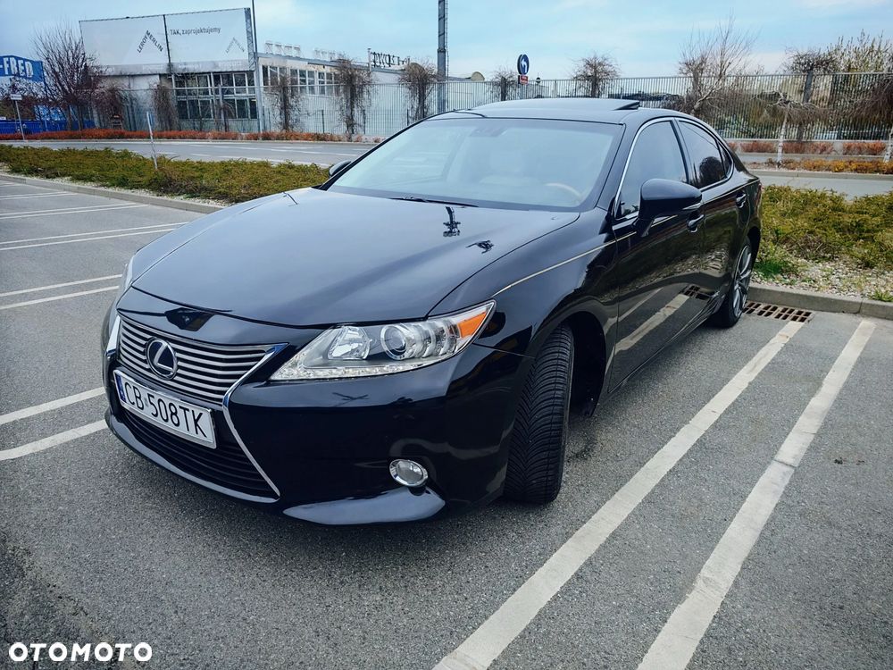 Lexus ES - 3