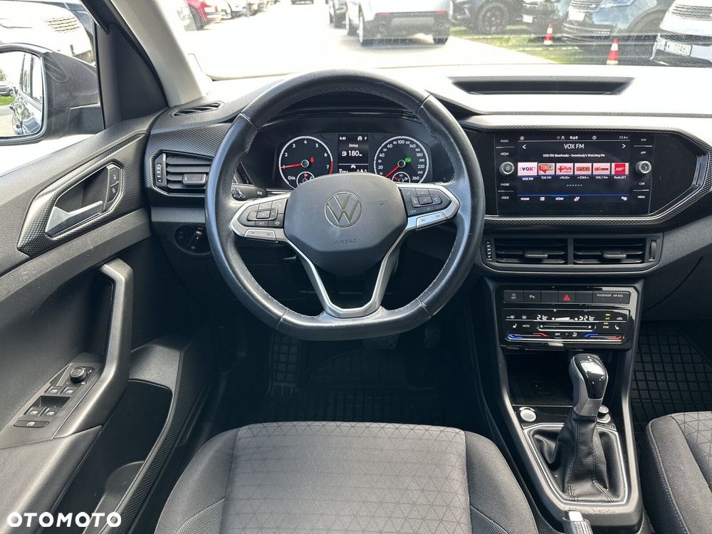 Volkswagen T-Cross - 16