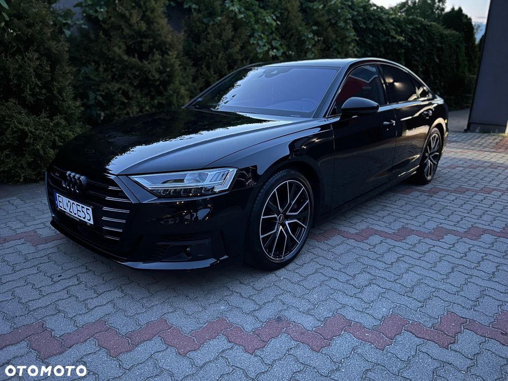Audi S8 - 7