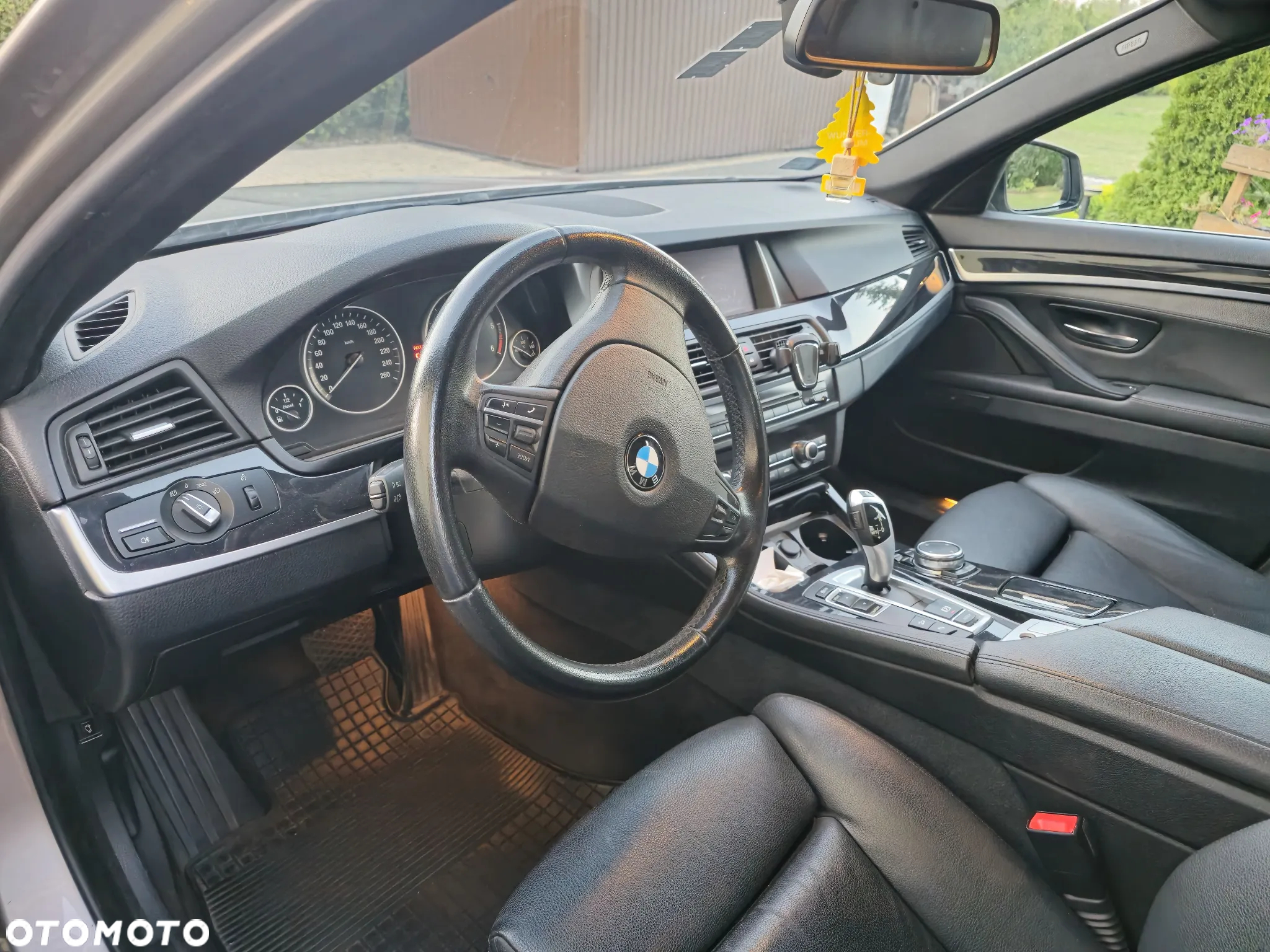 BMW Seria 5 525d xDrive - 3