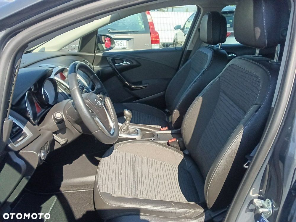 Opel Astra - 12