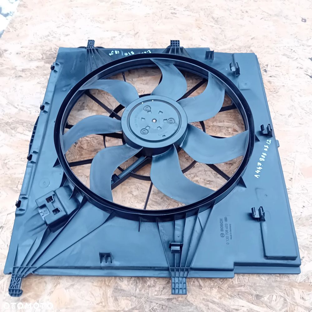 Mercedes Sprinter 910 2.2 Euro 6 FWD wentylator chłodnic- obudowa- komplet