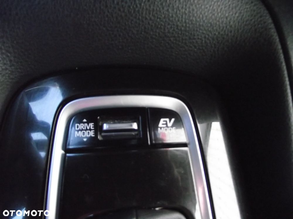 Toyota Corolla 1.8 Hybrid Active - 29