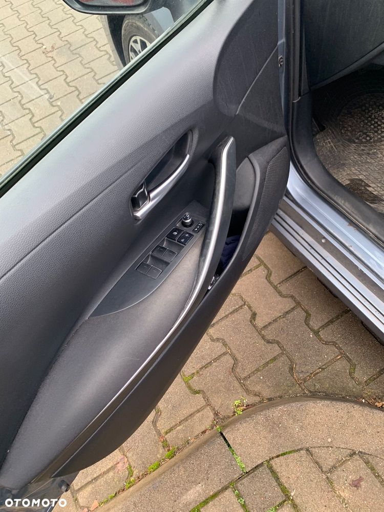 Toyota Corolla 1.8 Hybrid Comfort - 9