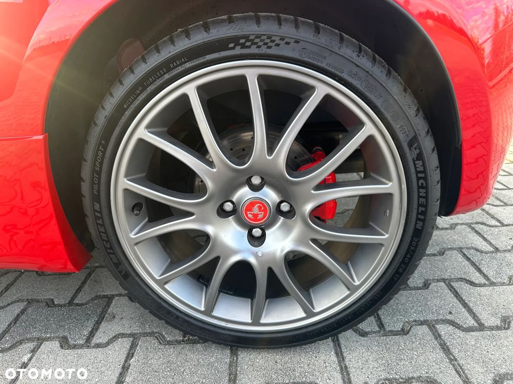 Abarth 695 - 26