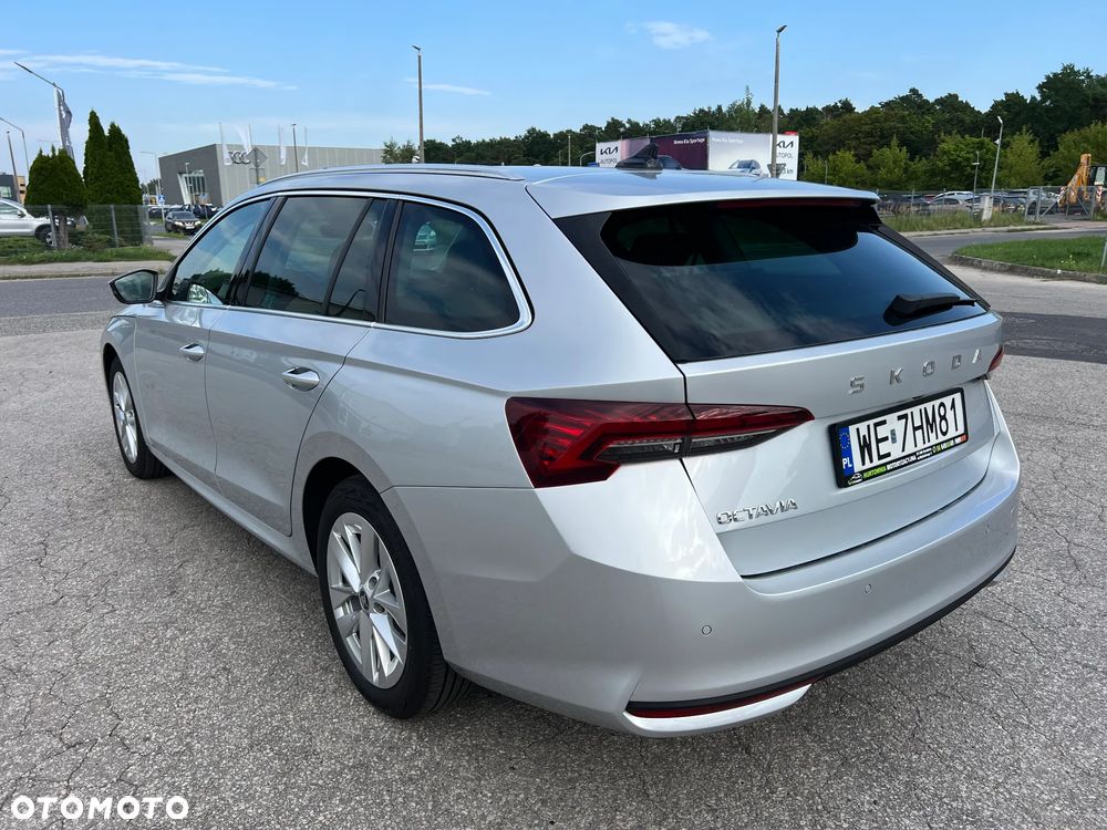 Skoda Octavia 1.5 TSI mHEV Selection DSG - 5