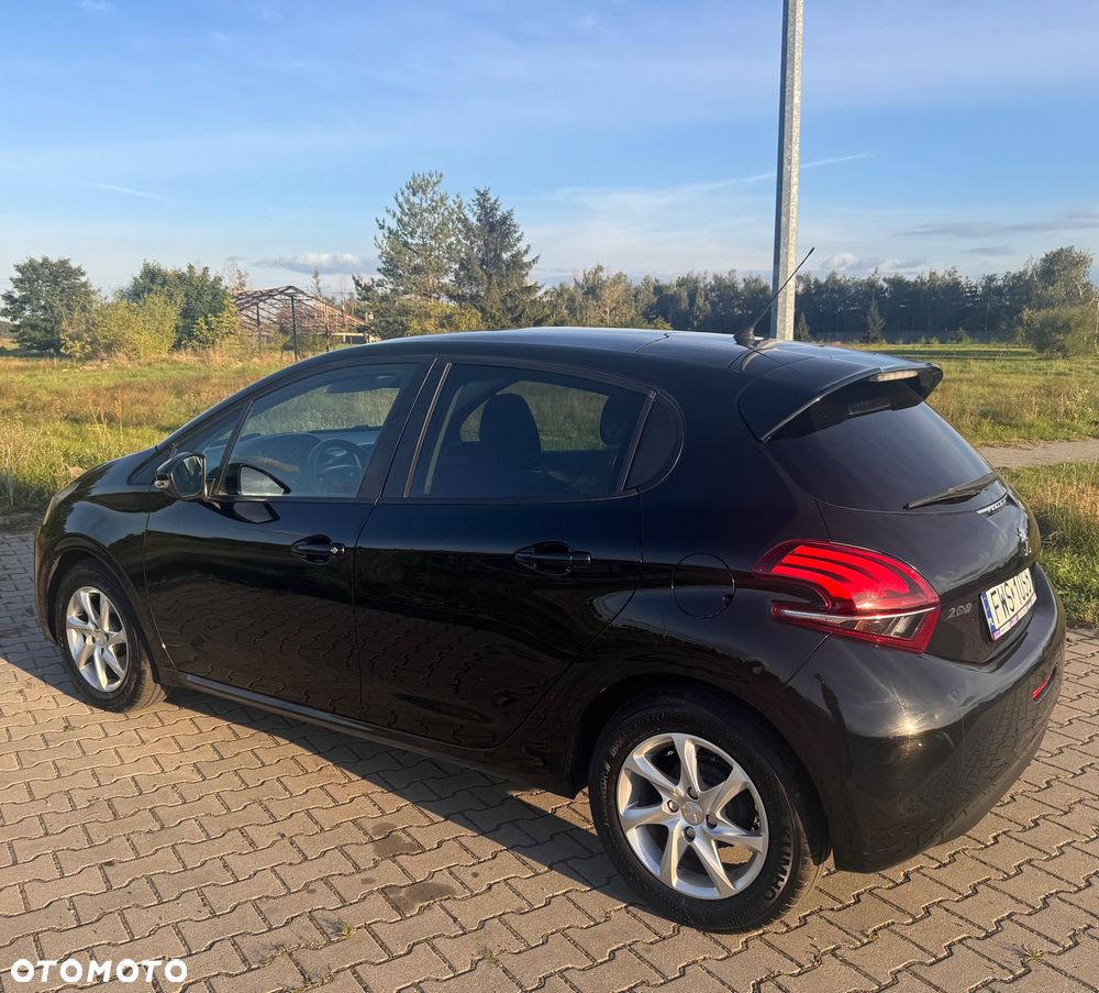 Peugeot 208 1.2 VTi Allure - 14