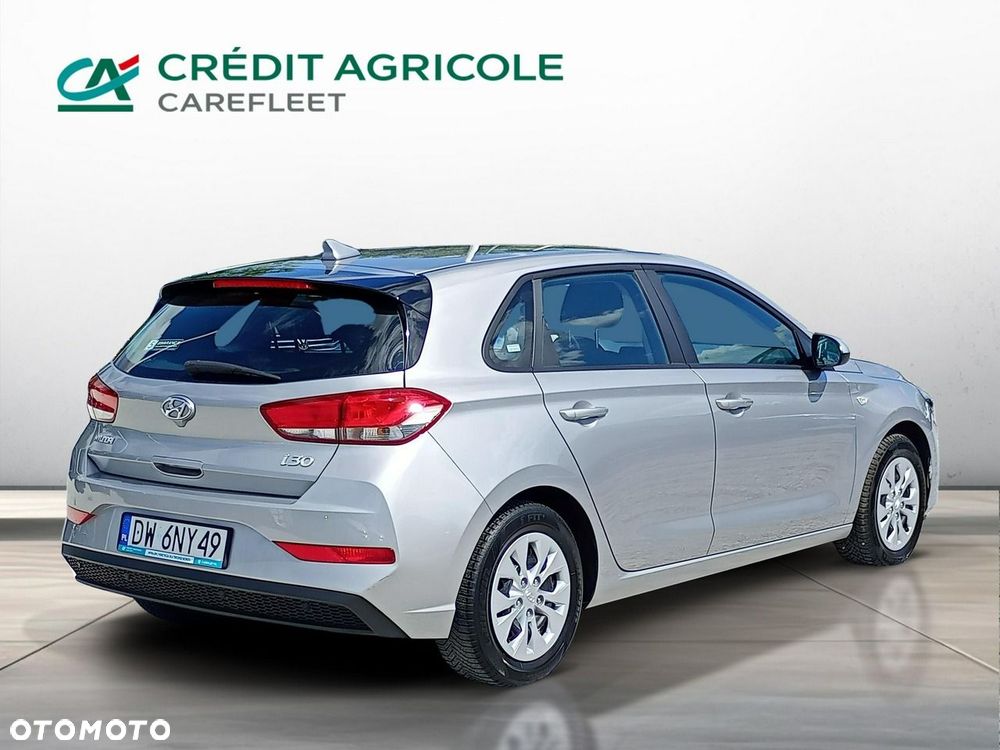 Hyundai i30 1.5 DPI Classic + - 6