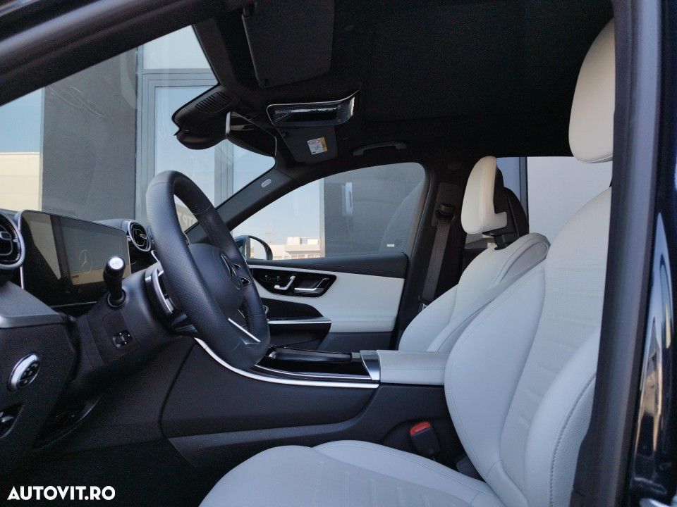 Mercedes-Benz GLC 300 e 4MATIC - 13