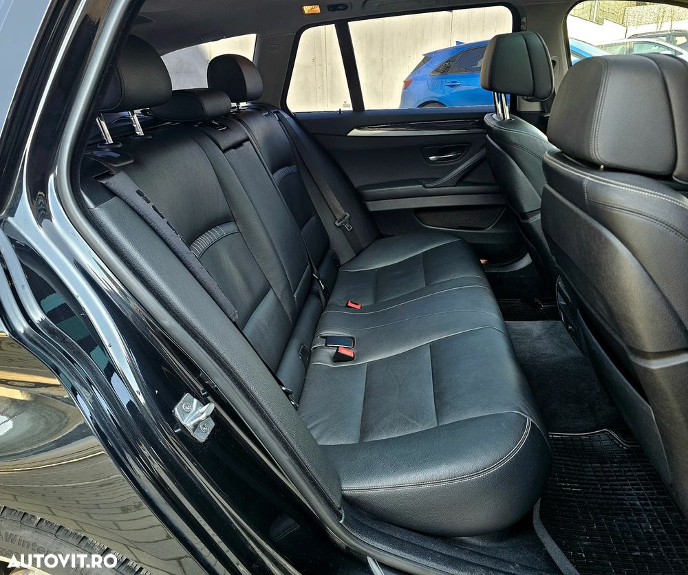 BMW Seria 5 525d xDrive - 18