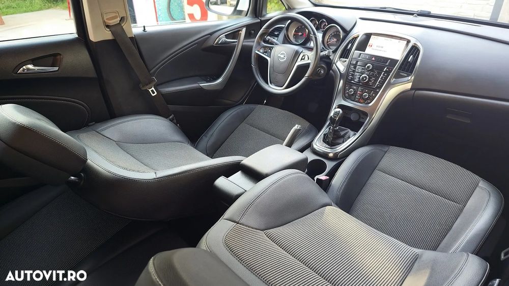 Opel Astra 1.4 Turbo Cosmo - 7