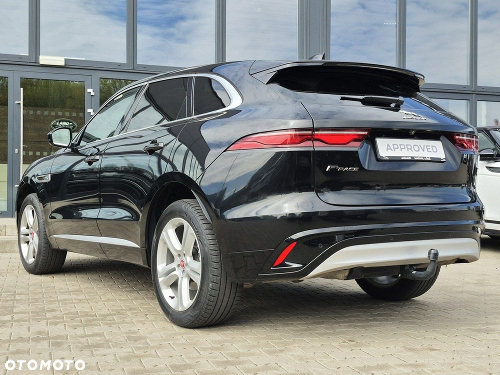 Jaguar F-Pace - 10