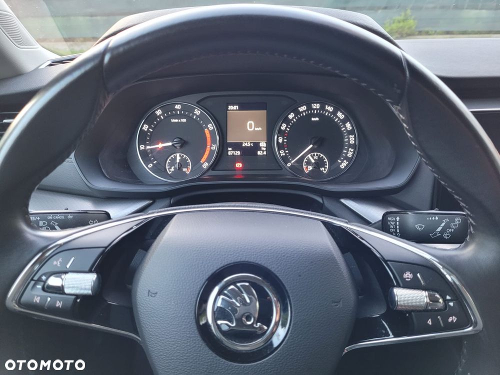Skoda Octavia 1.5 TSI ACT Ambition - 8