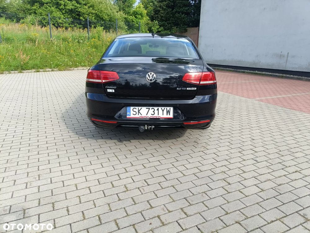 Volkswagen Passat 2.0 TDI BMT Comfortline DSG - 9