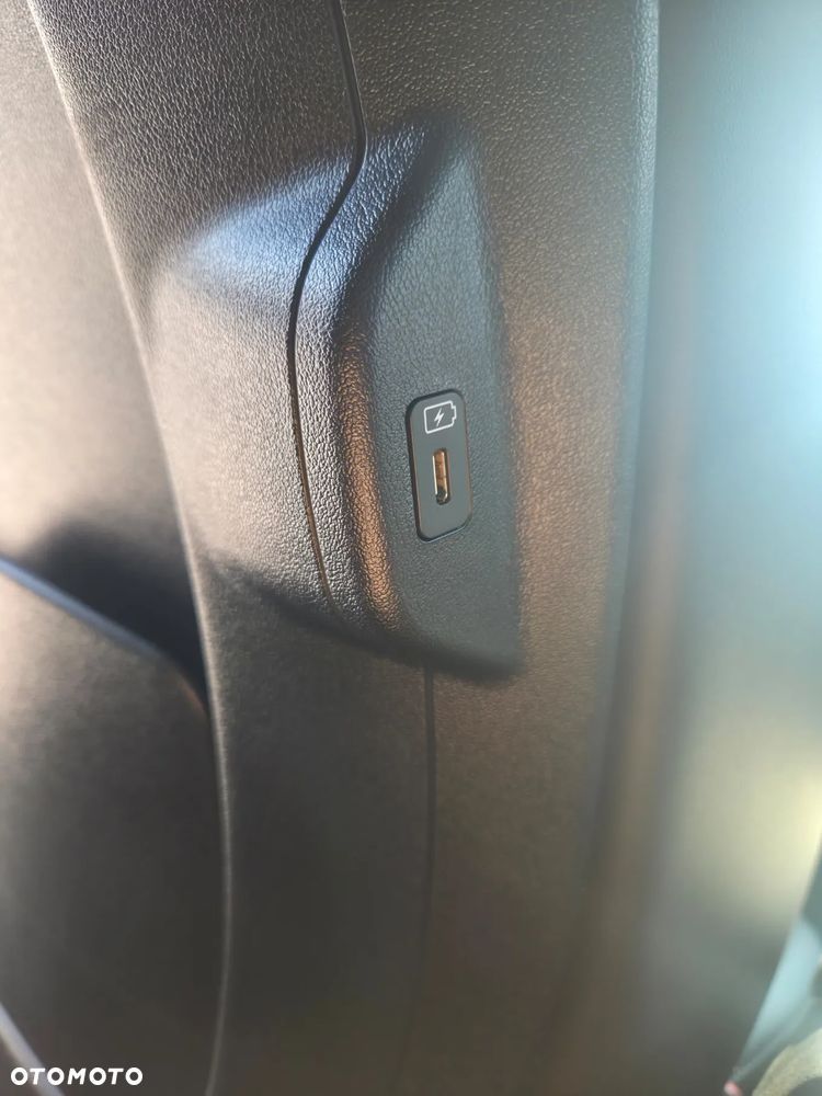 Kia Niro 1.6 GDI Hybrid Business Line - 11