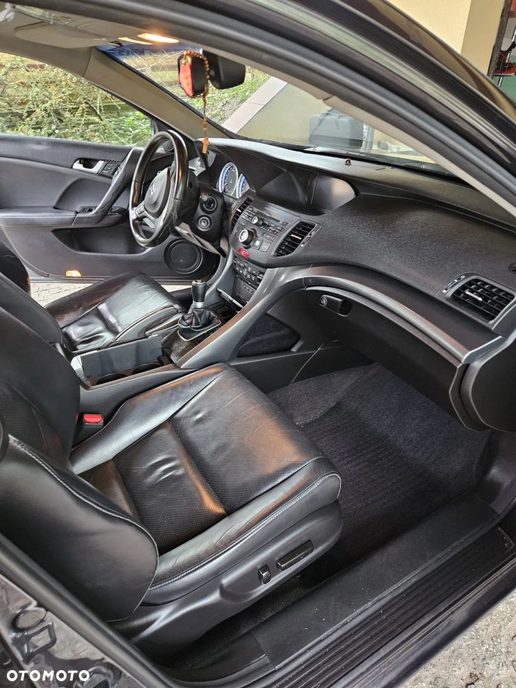 Honda Accord 2.0 Executive Navi - 13