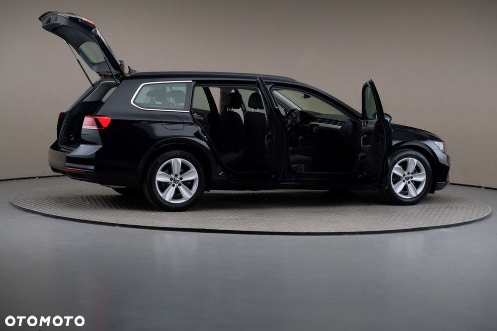 Volkswagen Passat Variant 2.0 TSI Business DSG - 6
