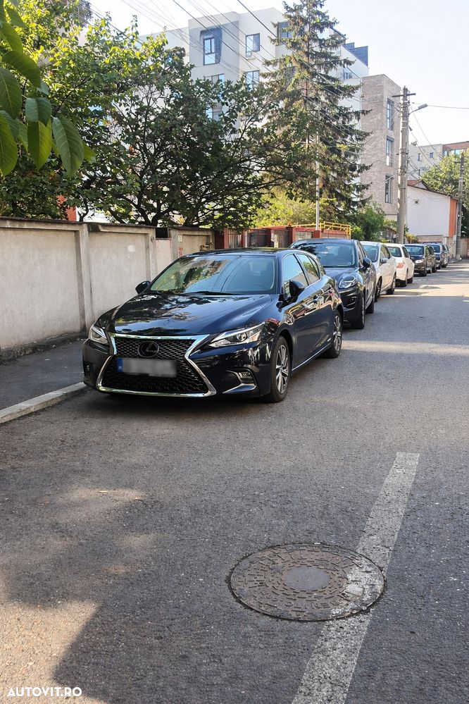Lexus CT 200h Limited Edition - 1