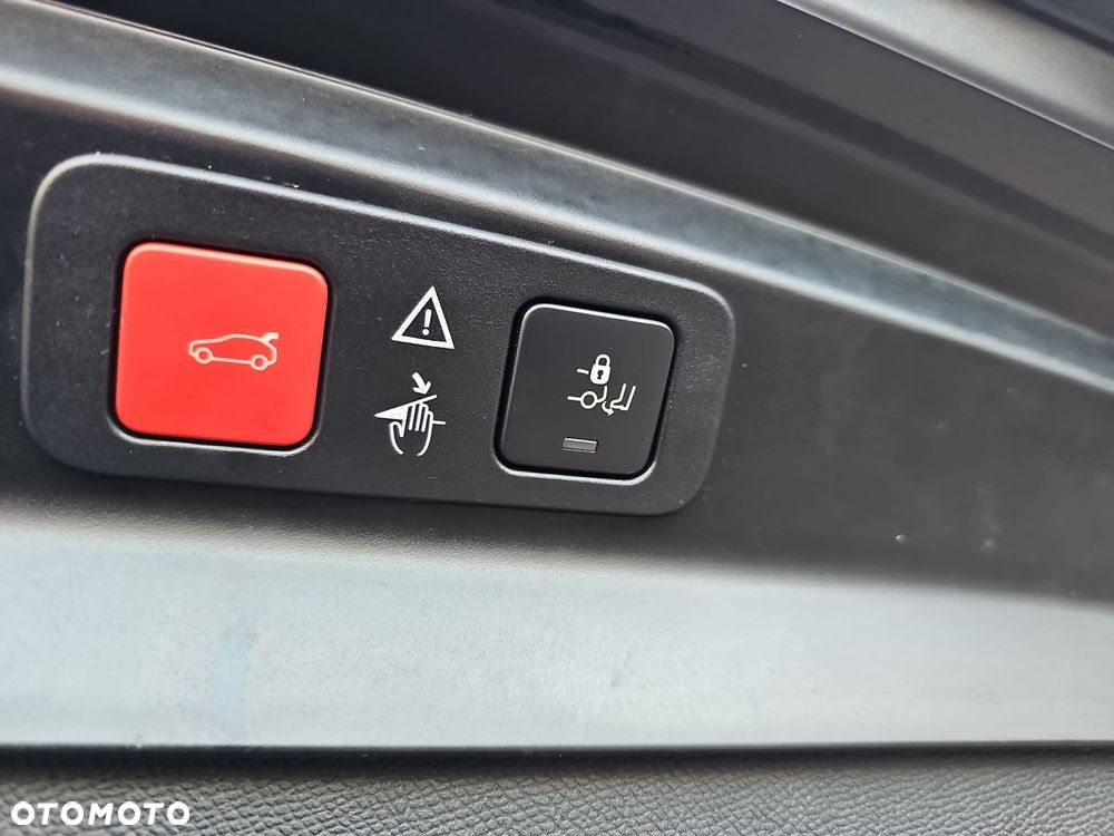 Peugeot 5008 2.0 BlueHDi GT Pack S&S EAT8 - 29