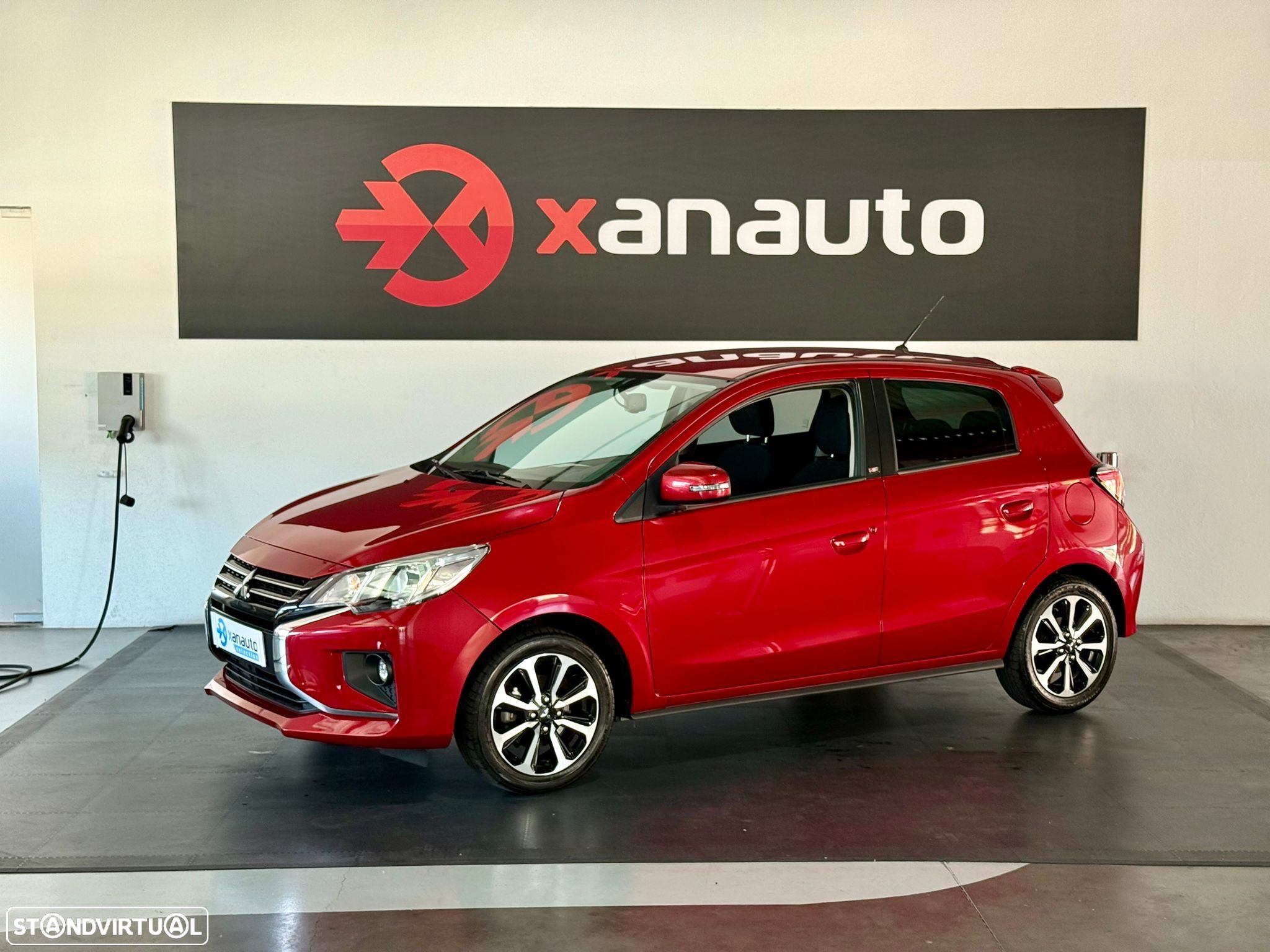 Mitsubishi Space Star 1.2 Intense Connect Edition - 1