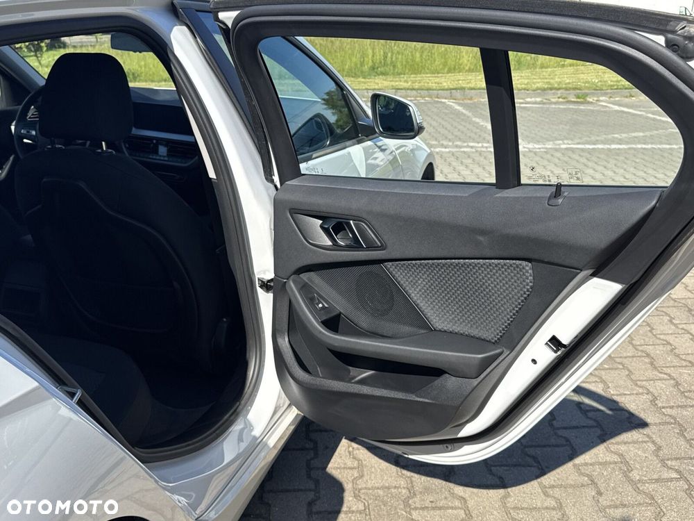 BMW Seria 1 118i Advantage - 25