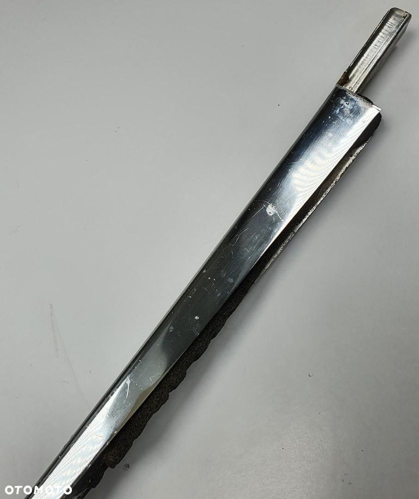 LISTWA OZDOBNA DRZWI LEWY PRZÓD MERCEDES W115 W114 - 7