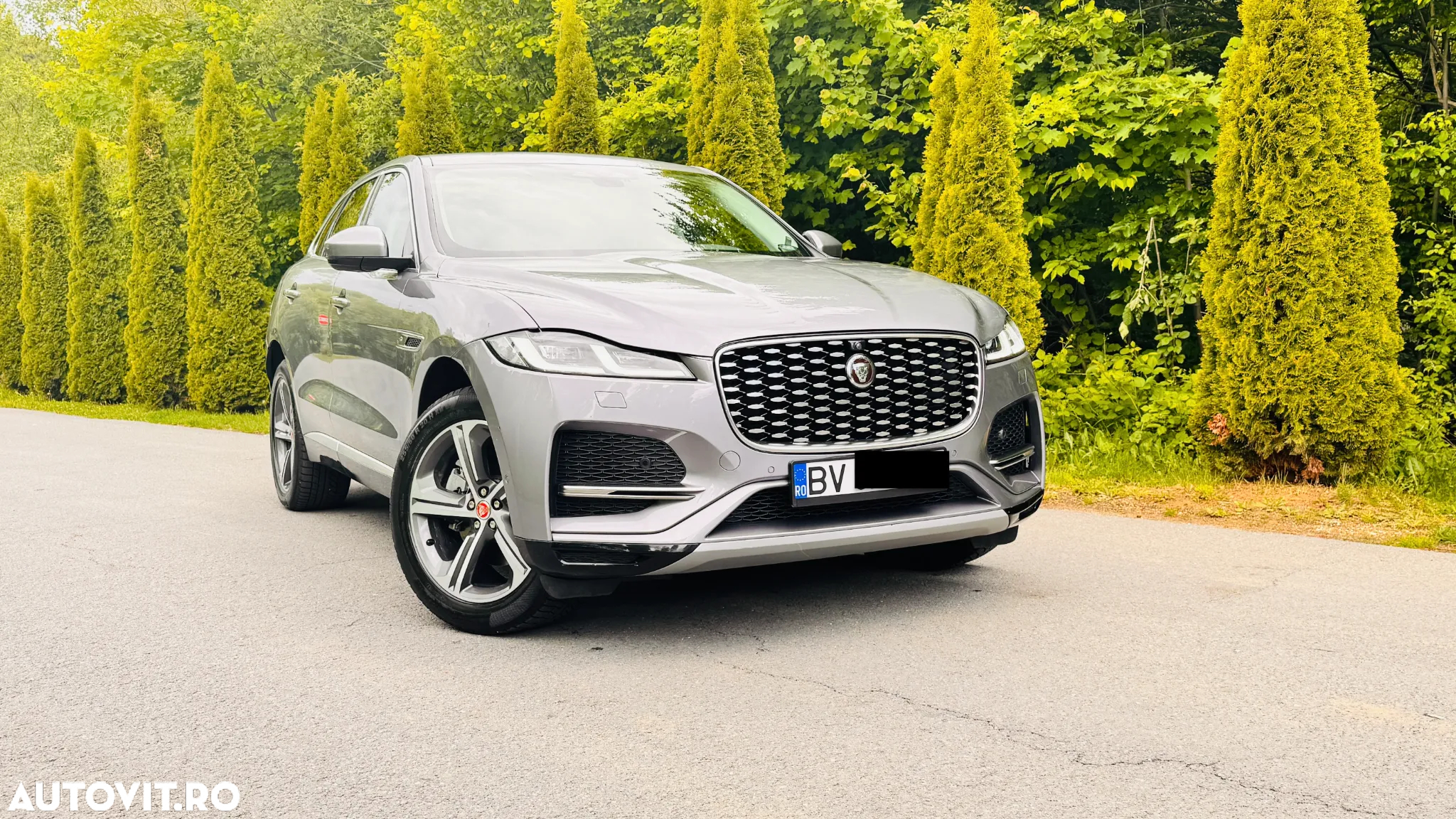 Jaguar F-Pace - 4