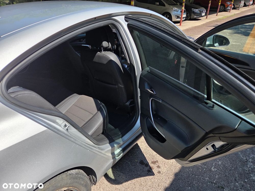 Opel Insignia 2.0 T Cosmo 4x4 - 12