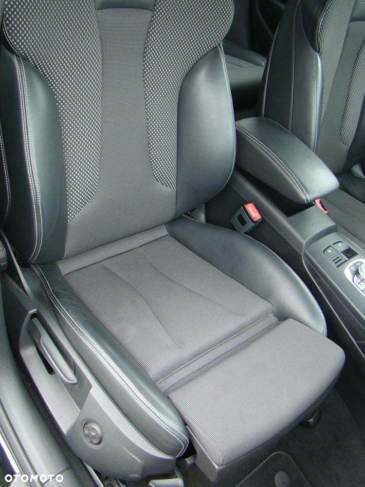 Audi A3 Sportback 2.0 TDI (clean diesel) S line Sportpaket - 24
